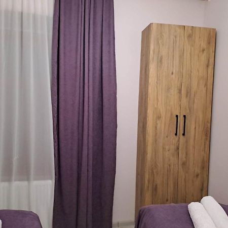 Apartment On Xancteli Tbilisi Bagian luar foto