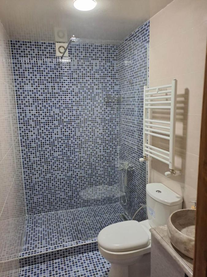 Apartment On Xancteli Tbilisi Bagian luar foto